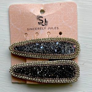 Shiny stoned hair accessories